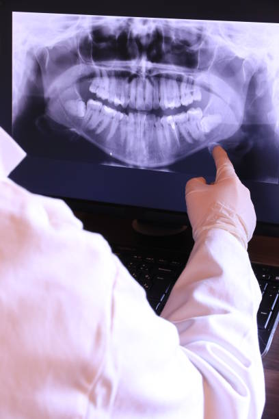 Best Orthodontic Emergency Dentist in Lakes Of The Four Seasons, IN